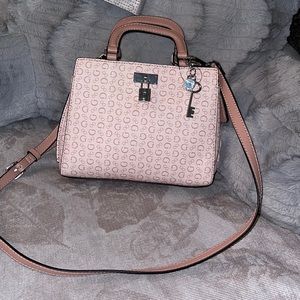 Small size guess bag
